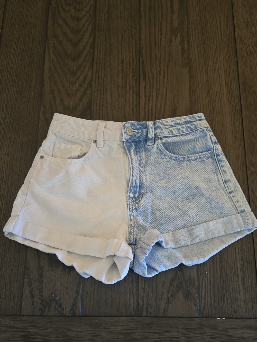 Pacsun Mom Short, Two-Tone White and Light Blue Women's Denim Shorts